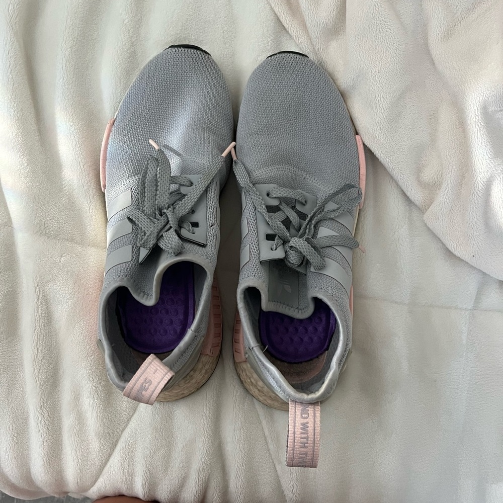 Adidas Tennis Shoes
